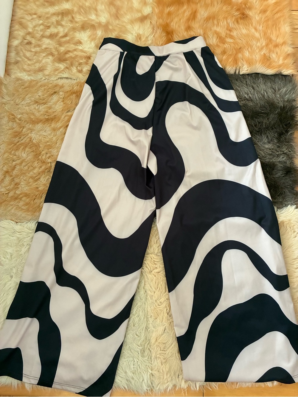 Wide-Leg Printed Palazzo Pants - Black & White